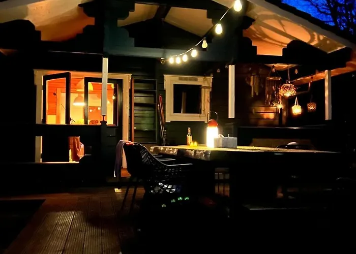 Cabyn Espien, Boshuis Met Hottub Diessen