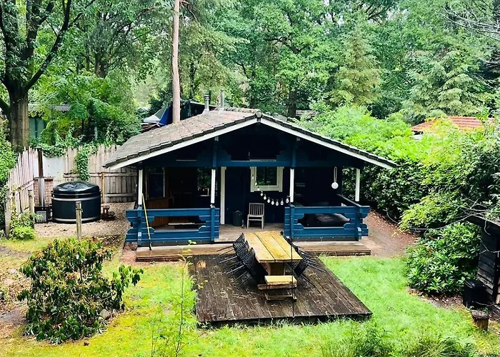 Cabyn Espien, Boshuis Met Hottub