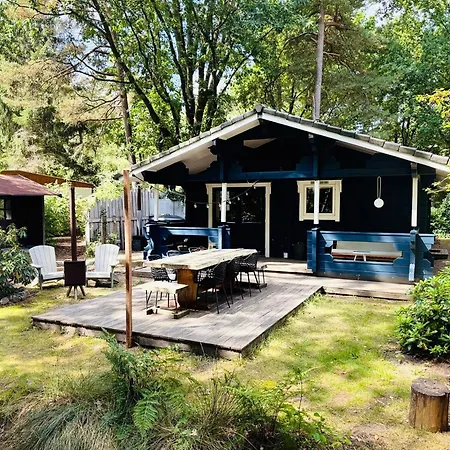 Сasa de vacaciones Cabyn Espien, Boshuis Met Hottub Diessen